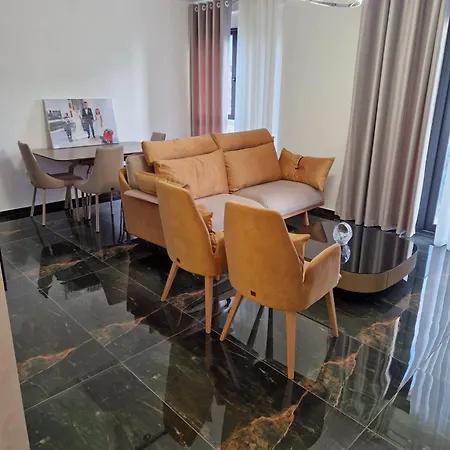 Radhima Seaview דירה Vlorë